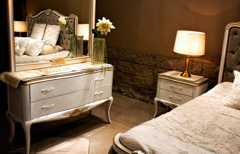 Italian Carving Bed